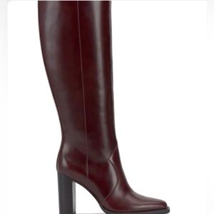 NWT  Vince Camuto Women's Tall Leather Block-Heel Boots - Burgundy